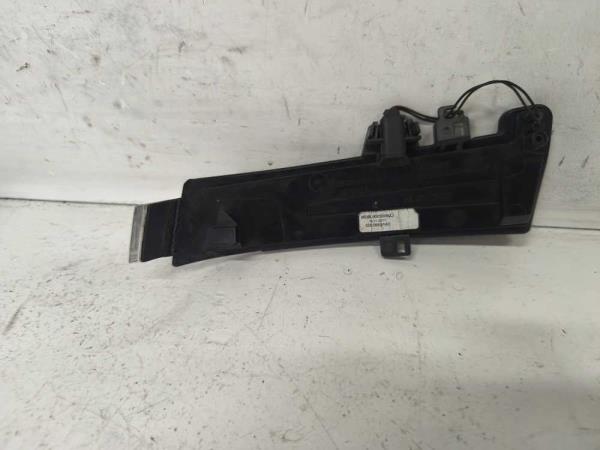 REPETITEUR DE RETROVISEUR GAUCHE MERCEDES - Vue 2